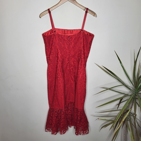 MILLY Kiss Red Lace Spaghetti Strap Slim Grace Dress With Flounce Hem - Picture 9 of 16
